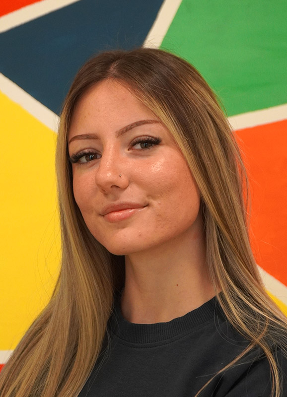 Profilbild des / der Mitarbeiterin